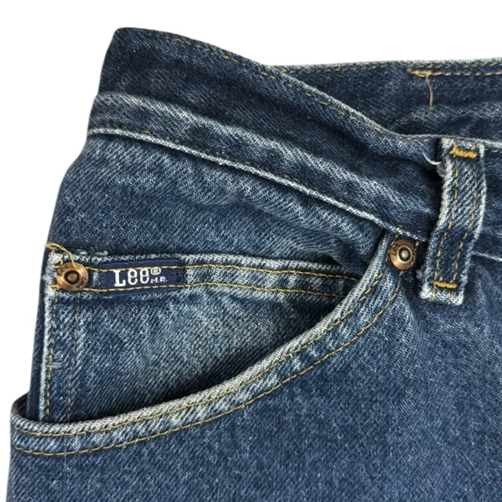 Vintage 90s Lee Straight Leg Jeans 100% Cotton Dark Blue Patch 1889 Button 31x33 - Picture 4 of 14